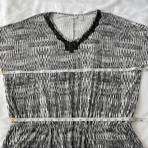 Chico’s Elastic waist black white short sleeve top - Picture 10 of 11